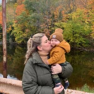 Meet your Posher, Connie